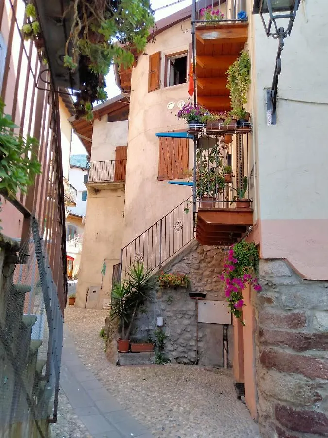 Casa Storta - Cycle Garage Con Biciclette Villa Pisogne Holiday home